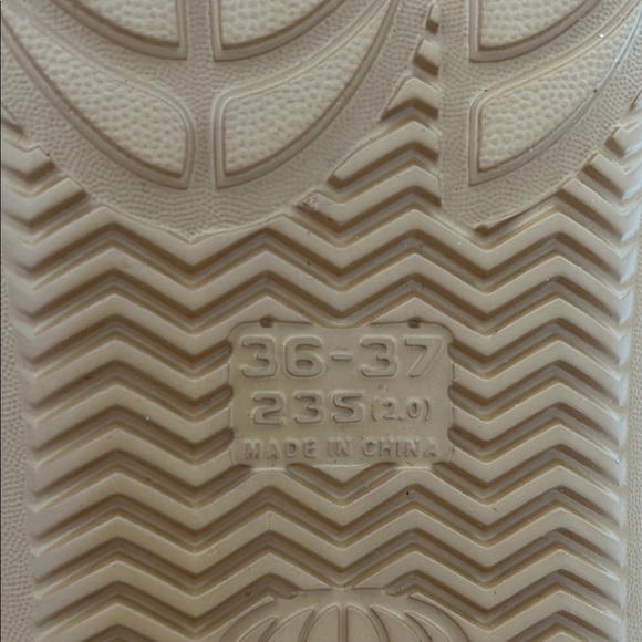 Chikobu  Cute Brown Clogs with Orange Accents - Picture 6 of 8